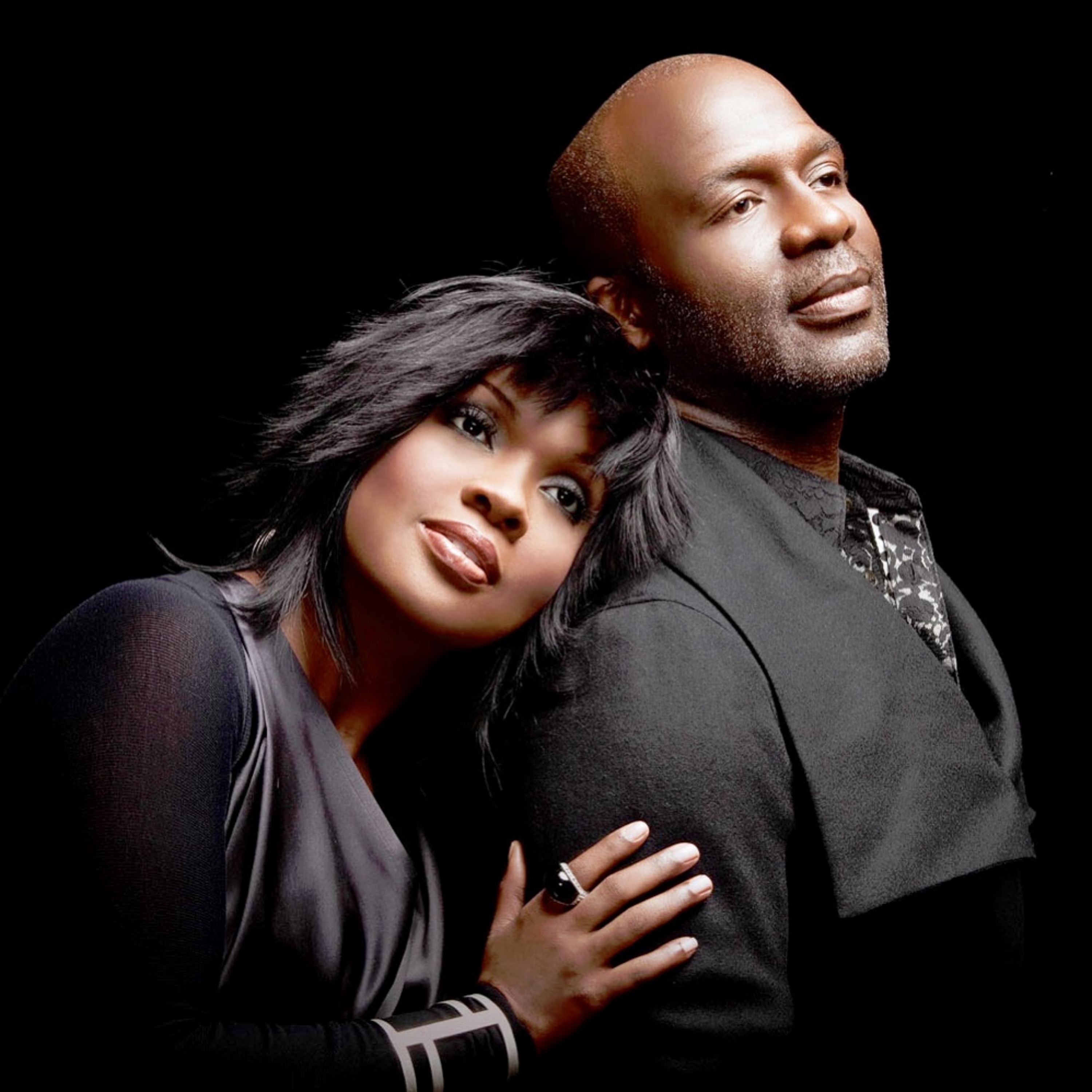 BeBe & CeCe Winans vs The World episode artwork