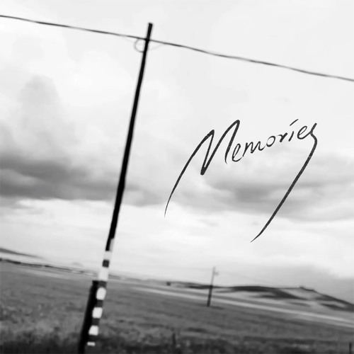 Stream H3R3 | Listen to 再等冬天(Memories) playlist online for