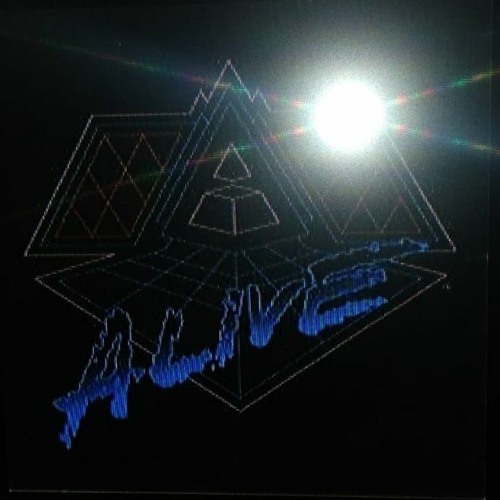 Sam Paganini ft. Daft Punk - This Rave is Alive (Maarten MIZMO's Locked up Quarantaine Mashup)
