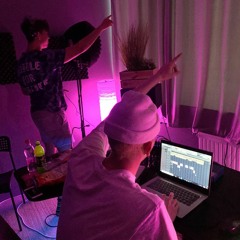 Robert ingi atlason PT 3 (Tzopp maður, það held ég) - (feat. mosi&youngvi)