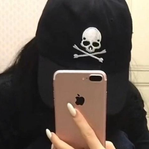 holdthemic (deleted)