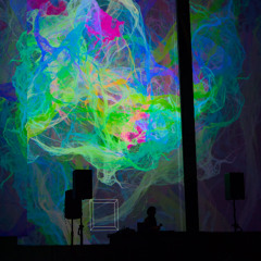 DJ set v Starej tržnici