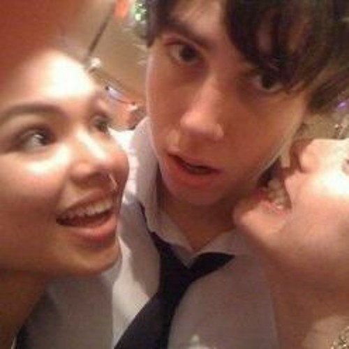 we fell in love in october (negative.creeper)