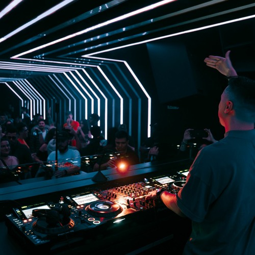 WOHJ - Moving @D-Edge