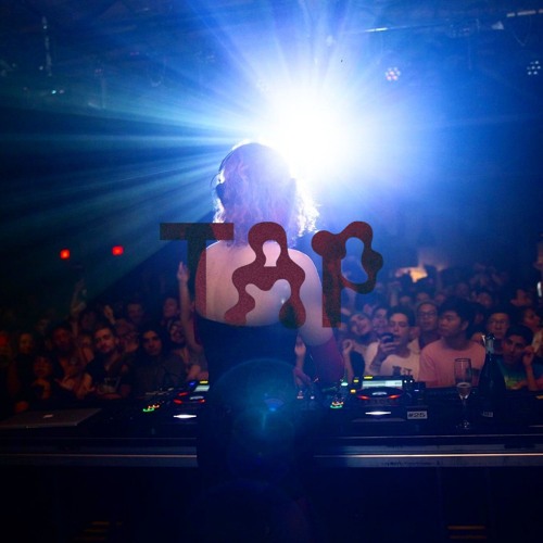 SOPHIE - TAP (feat. Bibi Bourelly)