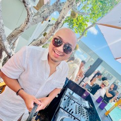 JJ FLORES Live Set @ Deep House Brunch Pool Party (West Hollywood) May 2023