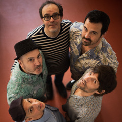 Lejos de tus demonios