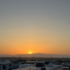 Lightning in a Bottle Sunrise Mix - 5.25.2025