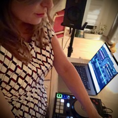 Quarantonis love & hope grooves for better times ❤️