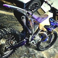 1984 - Don't Tread On Me - Topic (128k)