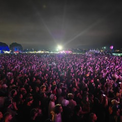 Resort Living Bayfest 001