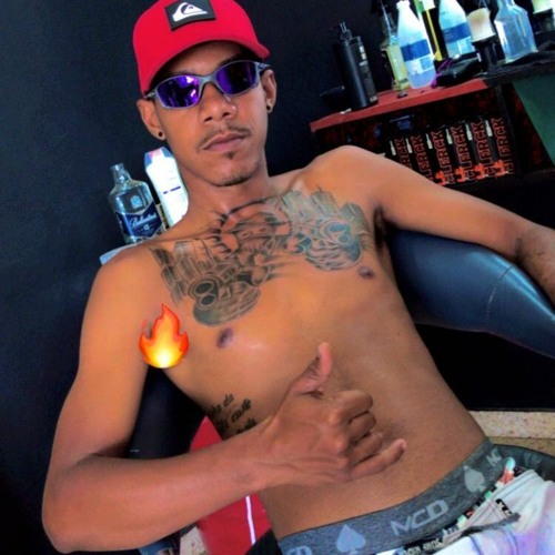 Mc Jr - Amanheceu o dia na favela