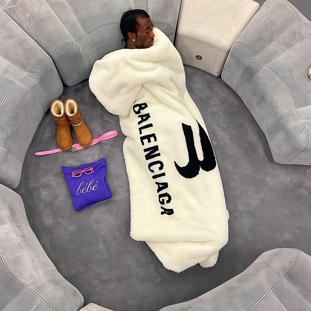 Stream Lil Uzi Vert - Sleeping On The Couch (Ai) by Gucci Stream Lil Uzi Vert - Sleeping On The Couch (Ai) by Gucci