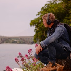 HUMAINS PARMI LES BETES © Ars Nomadis