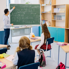 Time To Teach: Your Essential Roadmap to a Successful and Lasting Teaching Career