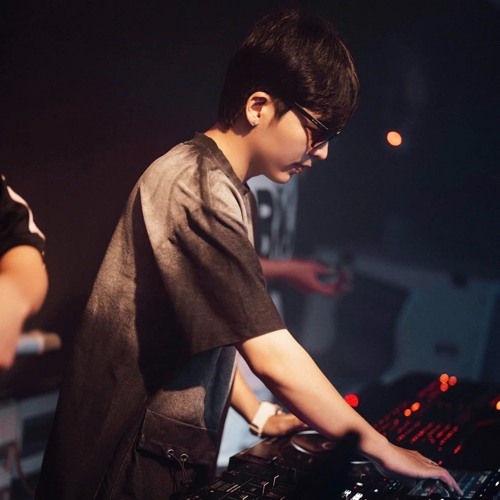 ROCKSTAR ( LISA ) - PHATKON REMIX !!! DEMO ( 0352014234 )