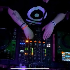 REBE KOMPLOT @11.04.22 ESSENCE