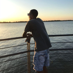 ThihT- Carro Espacial. (Prod. AlenoBeat).Wav