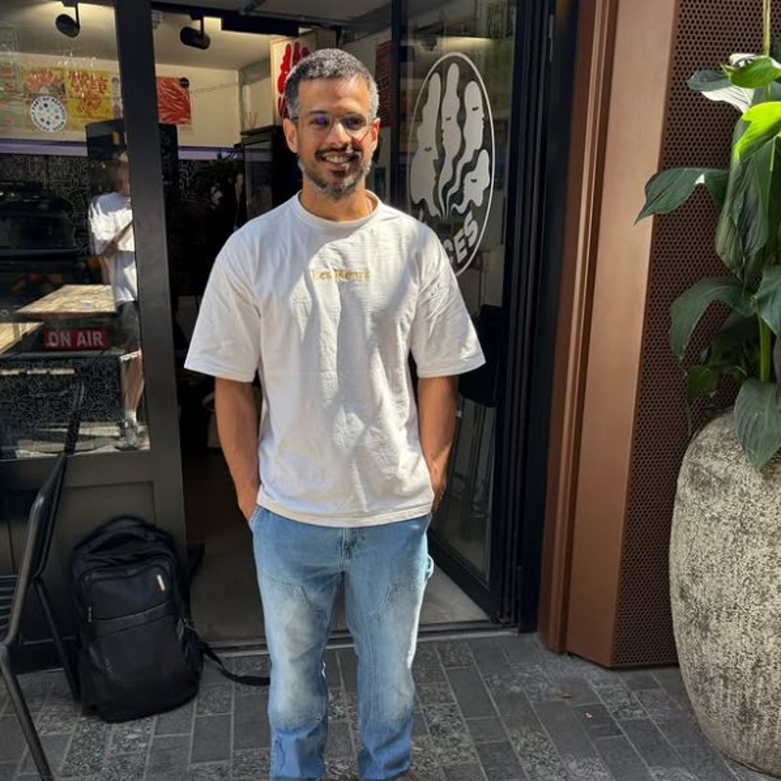 AWAAZ TAKEOVER w/ SHAHRUKH - 31/07/26 [Voices Radio] episode artwork
