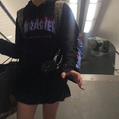 almostwentmia - why u here :/ @lightnluxe @presso