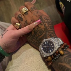 WhatUNeed  X SkyHigh