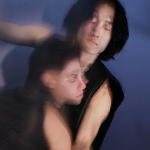 premiere | Agustin Giri, Last Men On Earth - Playground | Amancay