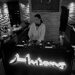 (Afro house live mix), Hutong-Dubai, January 2024.