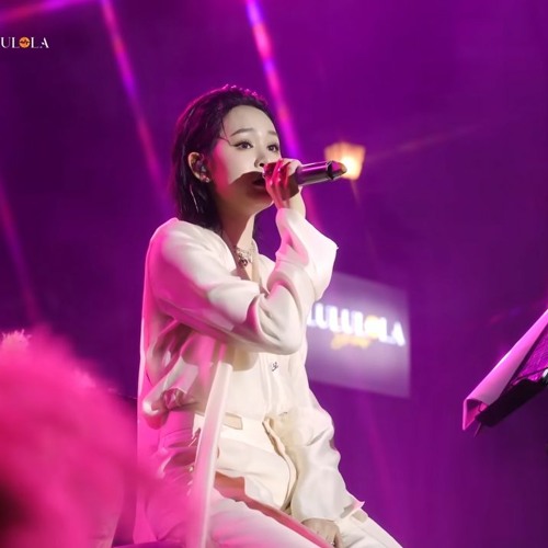 Hiền Hồ Mashup Chúng Ta Của Tương Lai X Chắc Ai Đó Sẽ Về - Sơn Tùng M - TP - Lululola Show