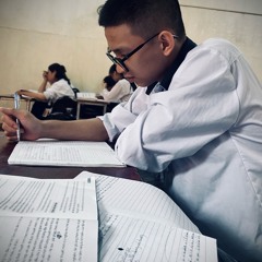 Bỏ ngoài tai trăm lời tán tỉnh, vì trong mắt anh con gái đều có cu!