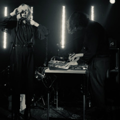 Durch den Raum (live at OGH Berlin, Nov '24)