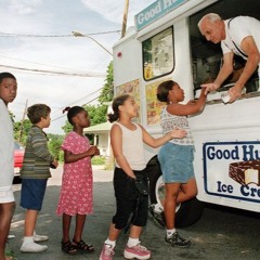 too late #icecreamtruckmusik (scoot_xk)