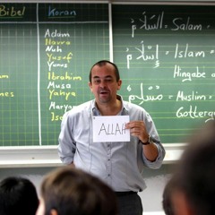 We Don’t Need No Education. Erfahrungen aus der beruflichen Praxis im Umgang mit dem Islam.