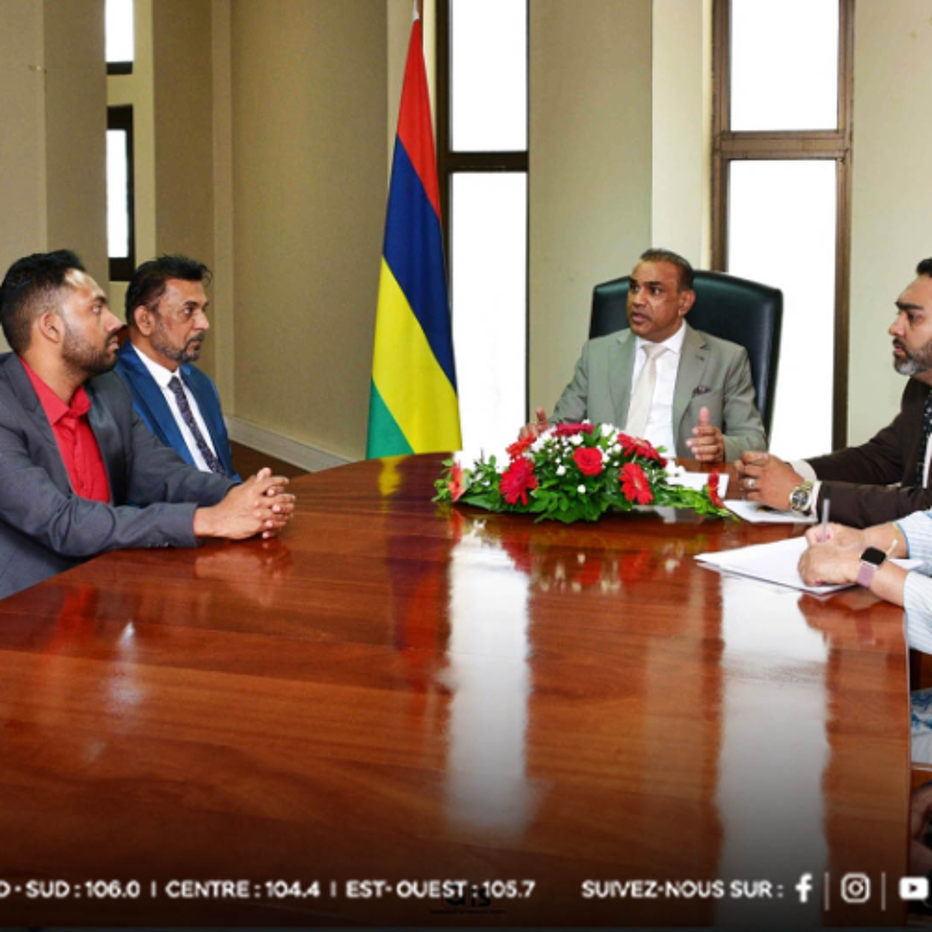 Collectivités locales : le ministre Ranjiv Woochit en concertation avec les maires sur les priorités budgétaires