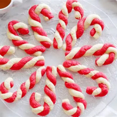 Holiday Gift Ideas Using Candy Cane Cookies