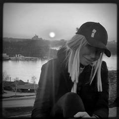 RADIO.D59B / COSMIC CAROUSEL #17 w/ Nevena Stankovic