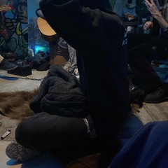 max.spielt.gitarre