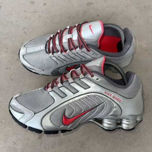 DAME EL EFE NO UN CHEKE. w/@trun