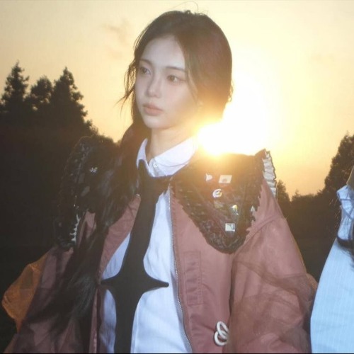 ✧ hearts2hearts - the chase ( sped up )