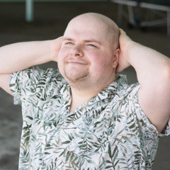 как будто в уши...