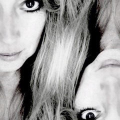 MYLUCINA DIANAS CASTLE 2009