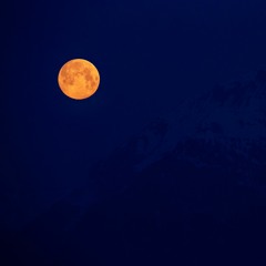 FULL MOON