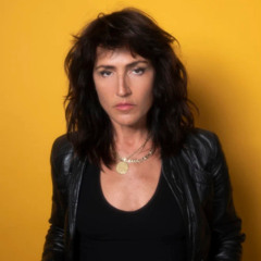 Interview: Joan as Police Woman