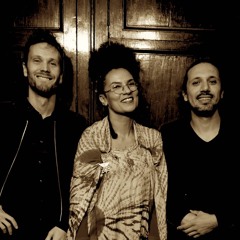 Sadak - Mouthallat Trio
