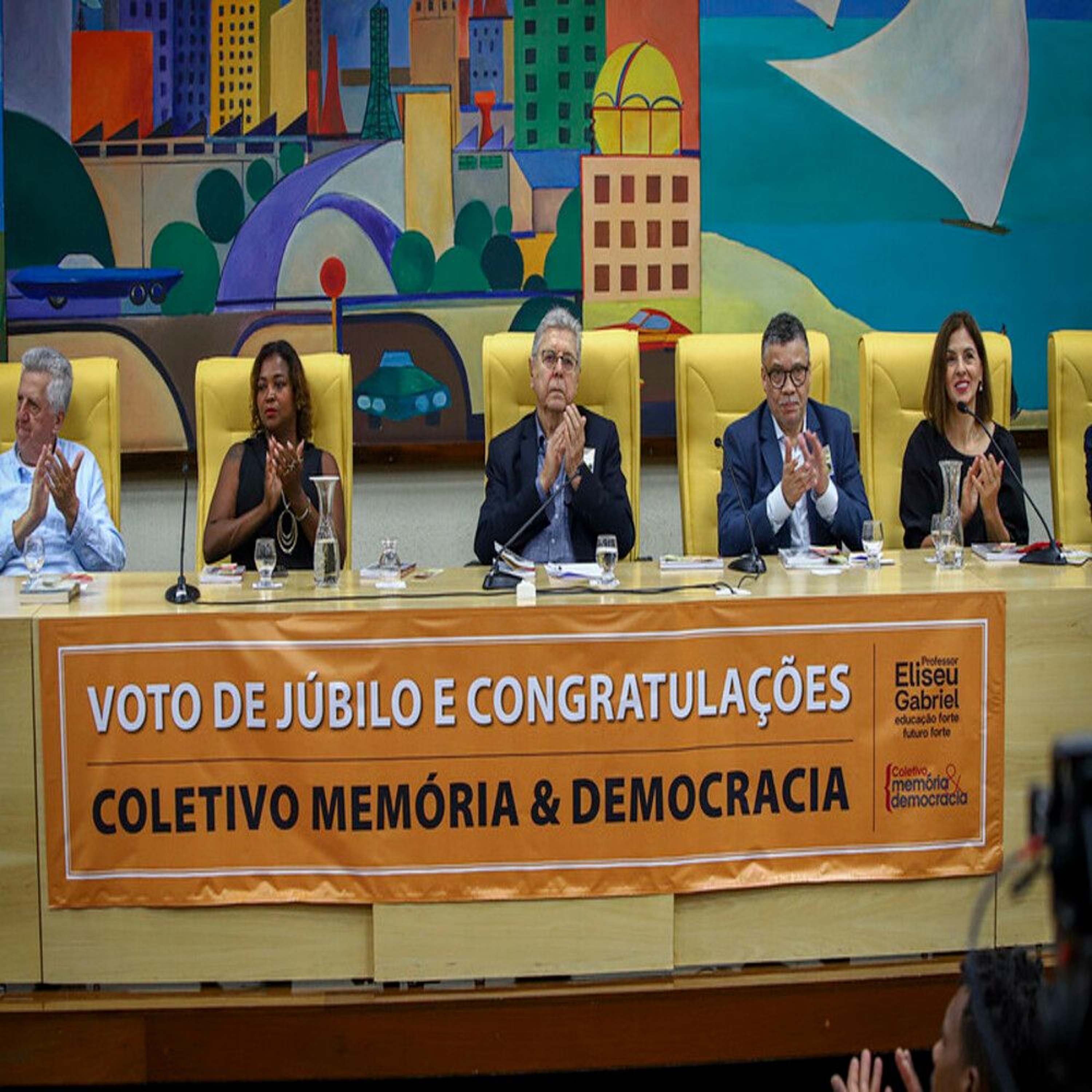 14.04.2026 = COLETIVO MEMÓRIA E DEMOCRACIA RECEBEU HOMENAGEM NA CÂMARA DE SP episode artwork