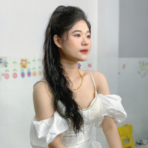 Ngày Em Biết Nhớ Thương Một Người [REMIX] -By Nguyễn Ngọc Hân.mp3