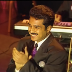 أحبك و أستهين اللي يهينك و أدافع عنك لو حاضر و غايب | لندن 94