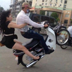 Xieng Xieng ft Moonlight - RinV Vanh KCV ft Nhu Mew Meo Remix.mp3
