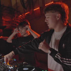 EKHO VERSUS VANTA : NAVE VS MXME