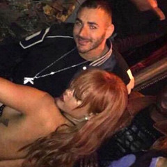 surrounded - six inches of snow