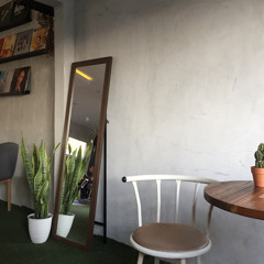 Podcast Tentang Hari Ini, Kemarin, dan Besok